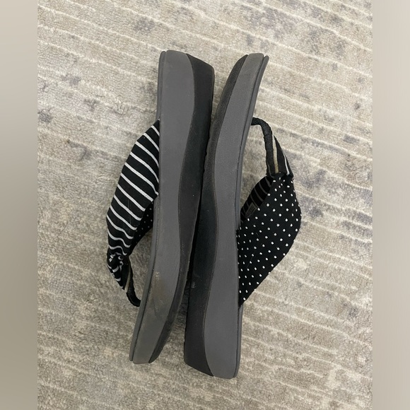 CLOUDSTEPPERS By Clarks Sandals - Picture 5 of 7